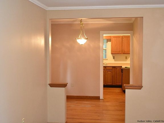 4th image of 442 Glenerie Blvd