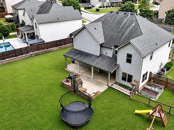 2nd image of 50 Canyon View Dr