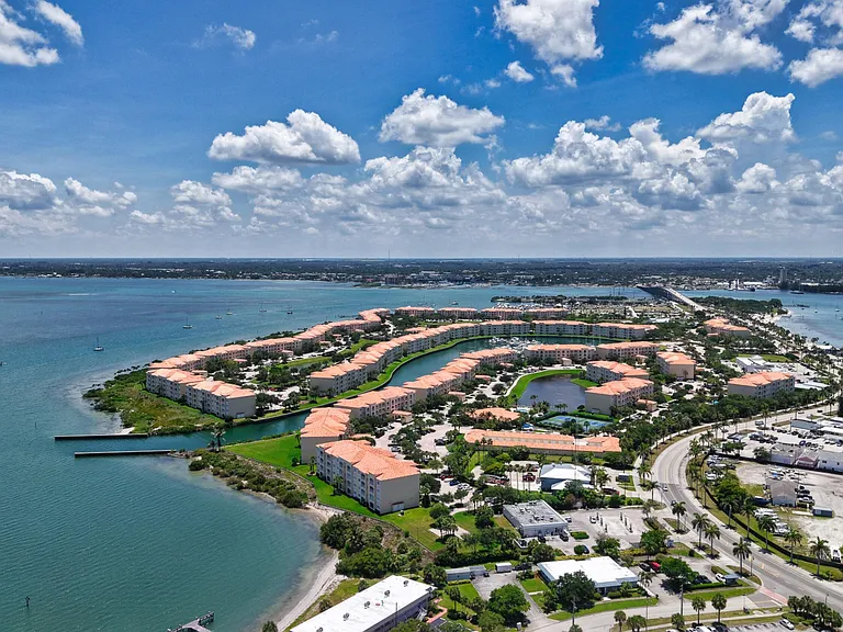 4 Harbour Isle Dr E #Penthouse 4 — Photo 10