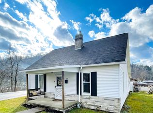 224 Lyndon Ave, Monongah, WV 26554