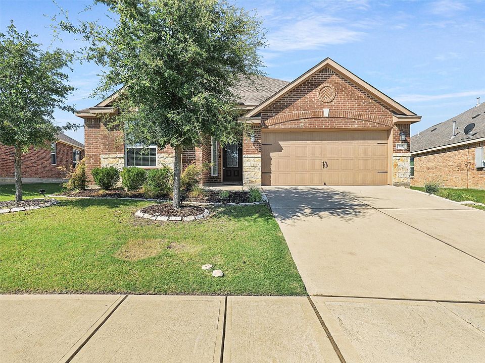 1st image of 407 Winchester Dr