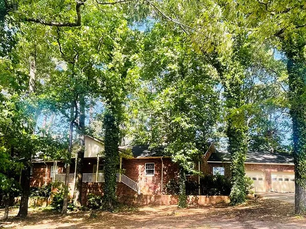 180 Fox Run Rd, Monroeville, AL 36460