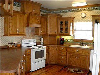 3rd image of 2134 Redbud Creek Dr