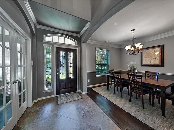 3rd image of 27219 Horseshoe Falls Ln
