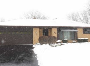 36146 Boyce Dr, Clinton Township, MI 48035