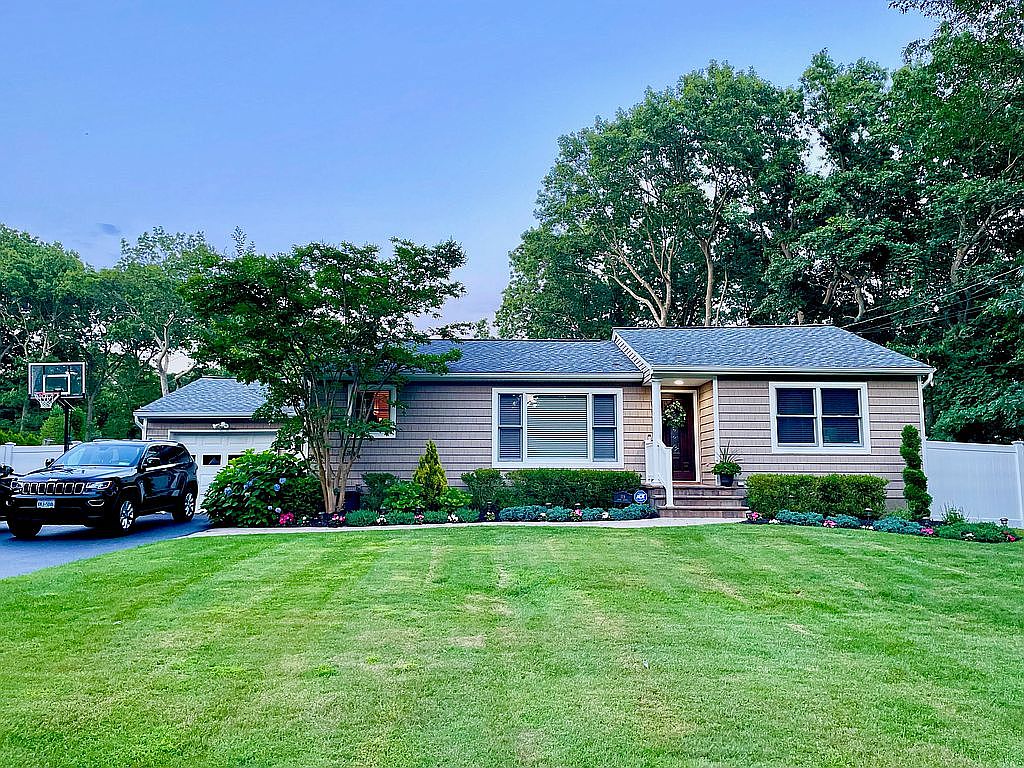 115 Astor Ave, Saint James, NY 11780 Zillow