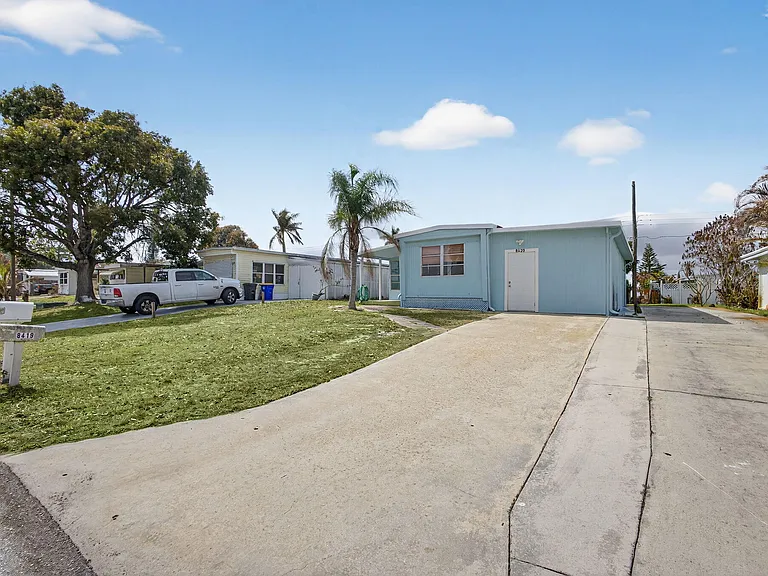8420 SE Eagle Ave — Photo 28