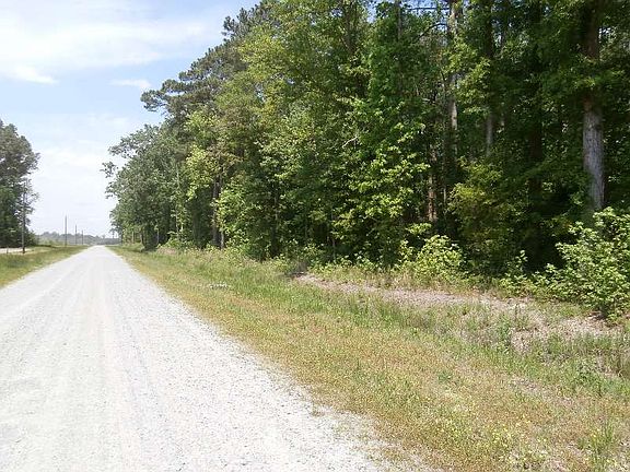 5th image of 19 Southwinds Ln