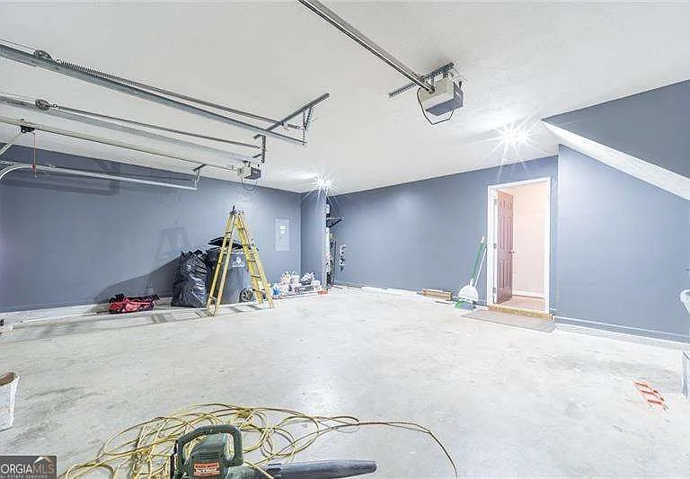2716 Lake Park Rdg E — Photo 45