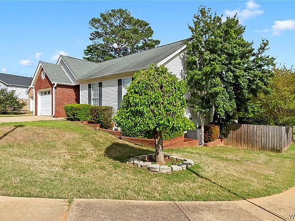 4th image of 1009 Yellowhammer Ln