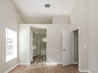 1418 New Britain Dr, Brandon, FL 33511