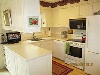 4th image of 140 Lafayette St Unit 3