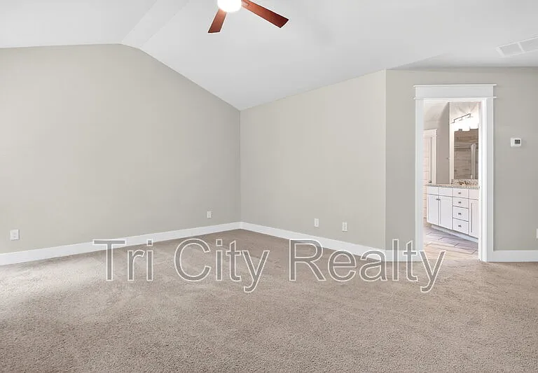 6230 Gordon Rd — Photo 42