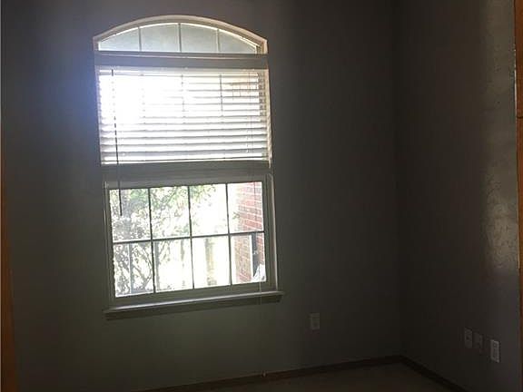 5th image of 13412 Hedy Ave