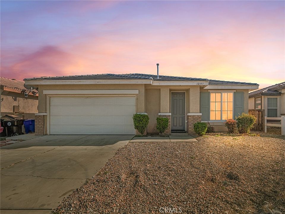 1st image of 12357 Luna Rd