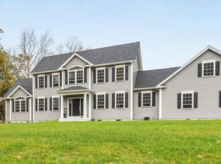 28 Plain St, Rehoboth, MA 02769