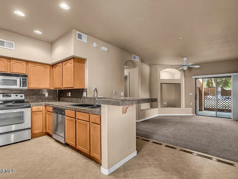 1351 N Pleasant Dr #1060 — Photo 5