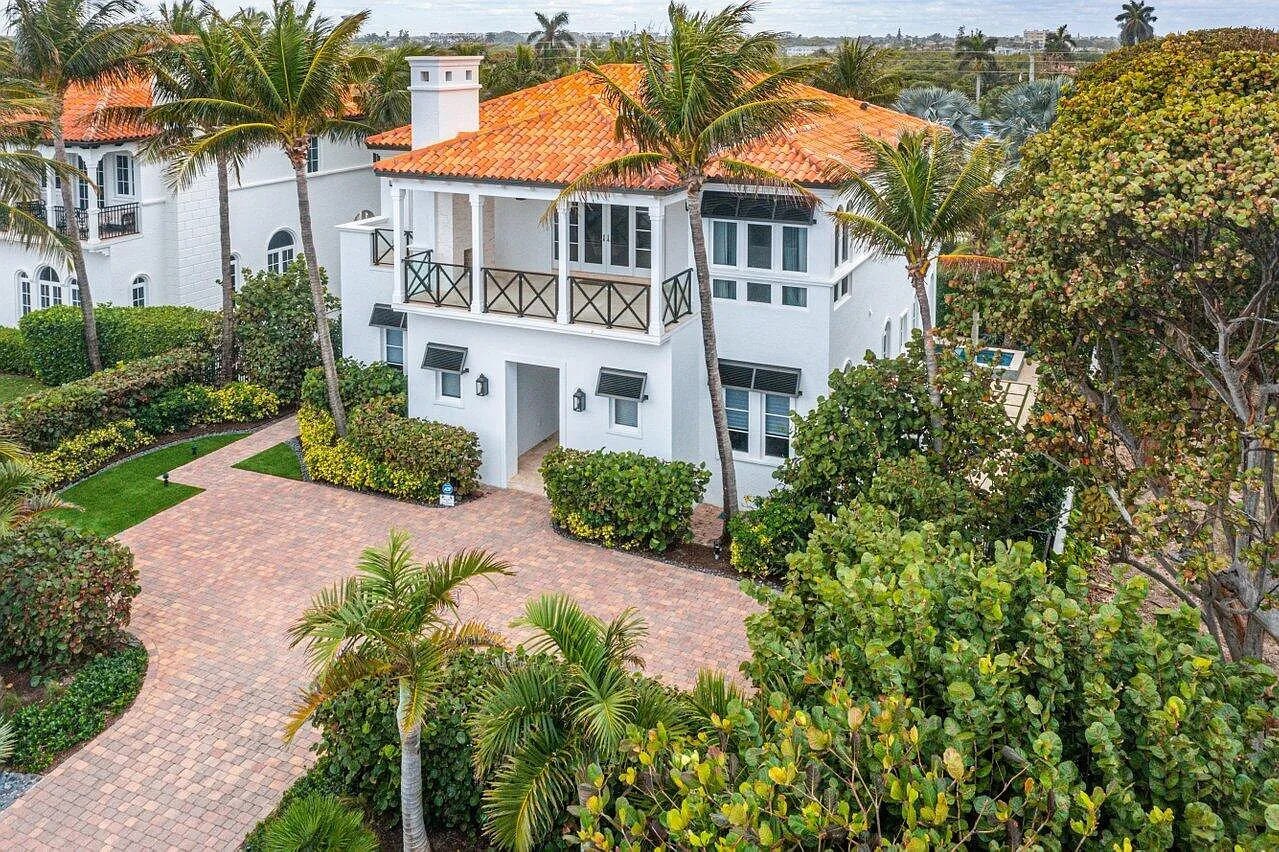 7 bed, 8.0 bath, 5111 sqft, $58,000 — Photo 2