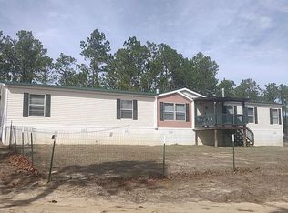 1128 Pine Tree Dr, Cassatt, SC 29032