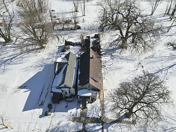 3rd image of 5711 S Lowe Ave