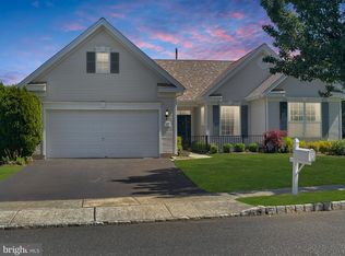 13 Allister Ln, Columbus, NJ 08022