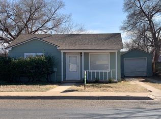 118 Hickory St, Levelland, TX 79336