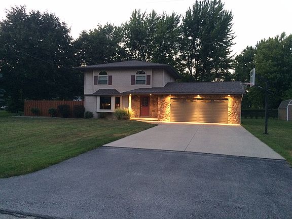2nd image of 7900 Bonny Dr