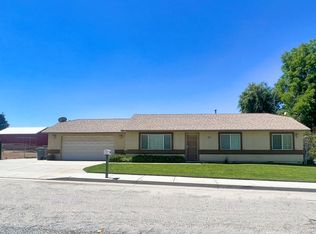 285 E County Line Rd, Calimesa, CA 92320