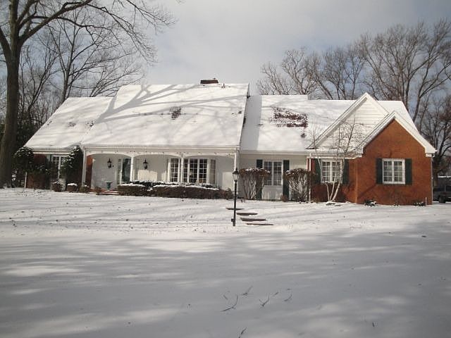 Exterior Front-Winter