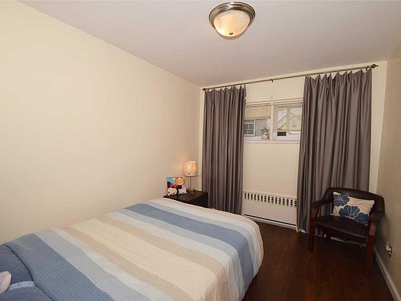 4th image of 1545 Highland Ave
