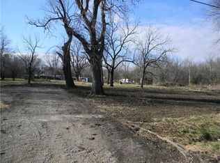 506 264th Ter, Garland, KS 66741