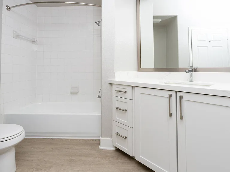 Paladia Luxury Apartments — Photo 144