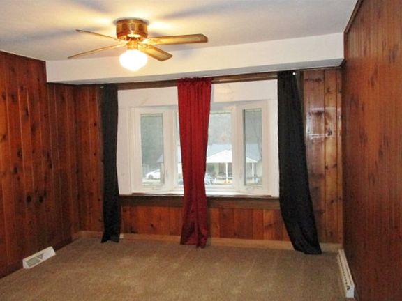 5th image of 786 Kenmore Dr