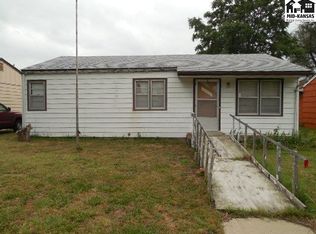 1313 E 7th Ave, Hutchinson, KS 67501