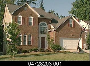 2406 Century Oaks Ln, Charlotte, NC 28262