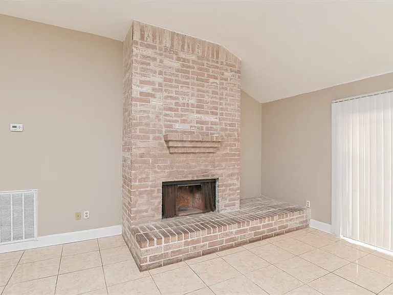 9323 Danforth Way — Photo 7
