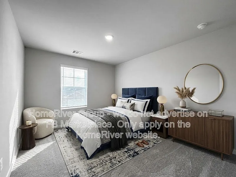 4 bed, 2.5 bath, 2260 sqft, $2,395 — Photo 3