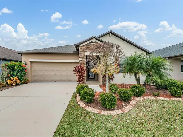32123 Goddard Dr, Wesley Chapel, FL 33543