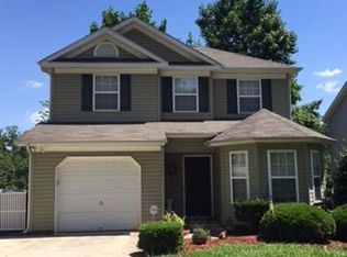 3817 Brookchase Ln, Charlotte, NC 28205