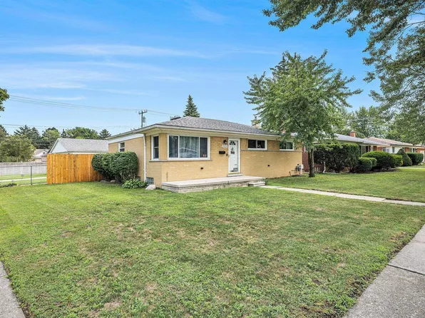 35854 Weideman St, Clinton Township, MI 48035