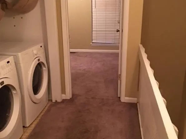 205 Marinawoods Dr SE APT 3, Huntsville, AL 35803
