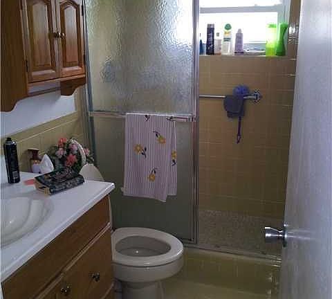 4th image of 8205 NW 93rd Ave