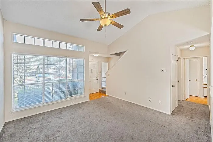 1015 E Yager Ln #84 — Photo 4