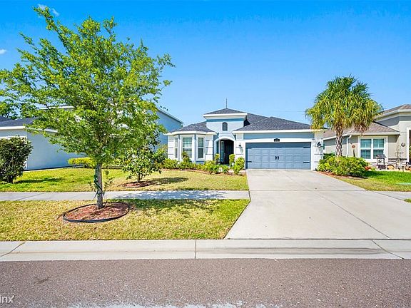 3rd image of 8526 Grand Aspen Way