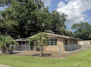 9861 Orange River Blvd, Fort Myers, FL 33905