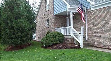 3rd image of 54 Pond Ct S