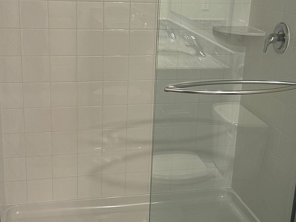 5th image of 110 Willett Hollow St #110
