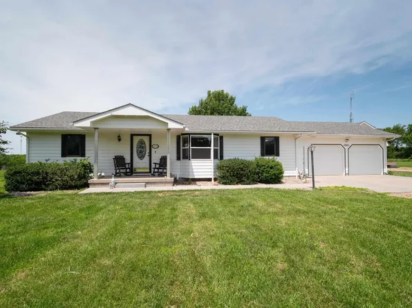 10727 SW Auburn Rd, Wakarusa, KS 66546