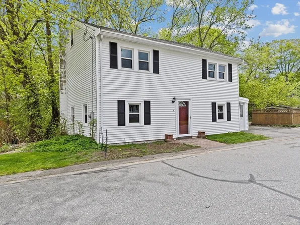 9 Orchard St, Beverly, MA 01915