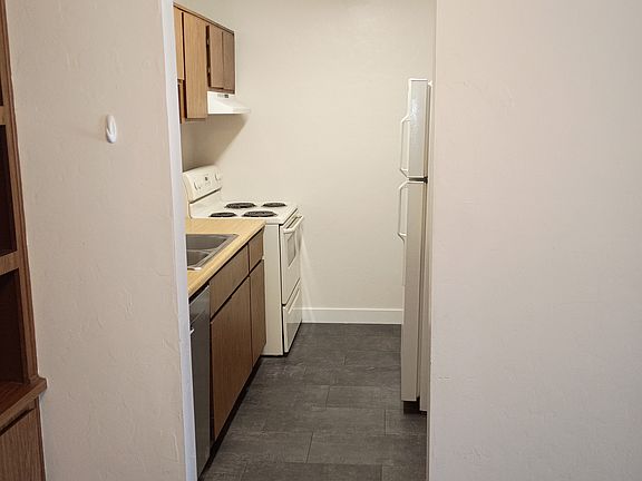 4th image of 849 Sunset Ave APT 14